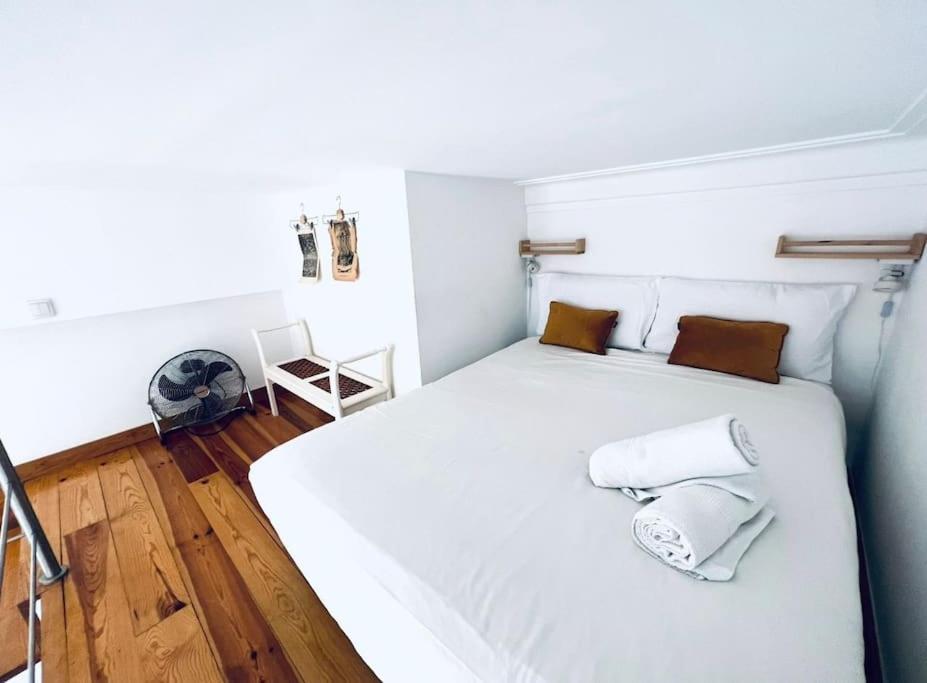 Lisbon Lovely Mezzanino Studio Close To Lx Factory Extérieur photo
